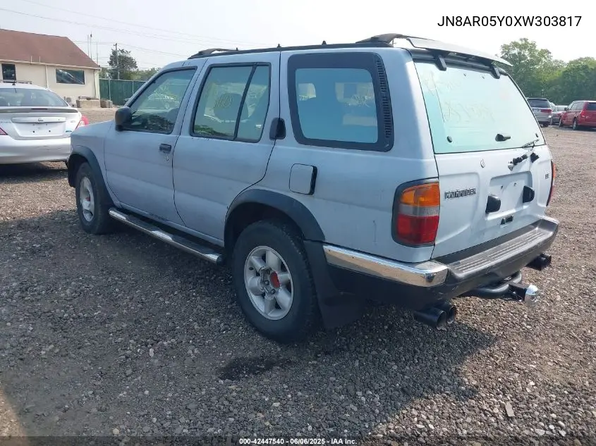 1999 Nissan Pathfinder Le/Se/Xe VIN: JN8AR05Y0XW303817 Lot: 42447540