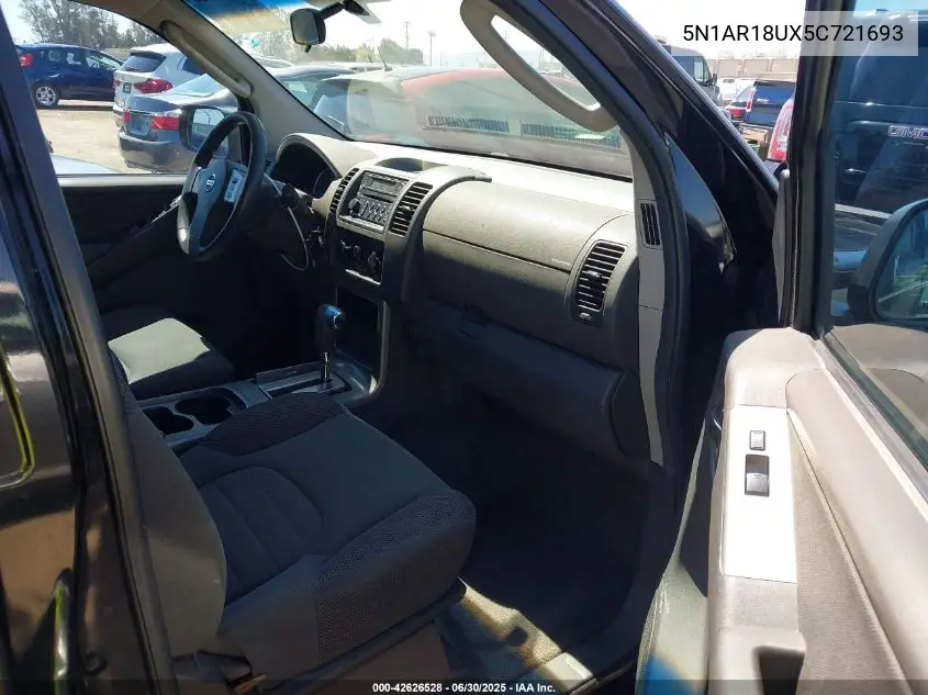 2005 Nissan Pathfinder Xe VIN: 5N1AR18UX5C721693 Lot: 42626528