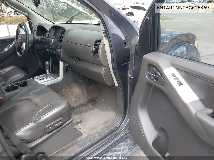 2011 Nissan Pathfinder Silver VIN: 5N1AR1NN0BC625869 Lot: 42239350