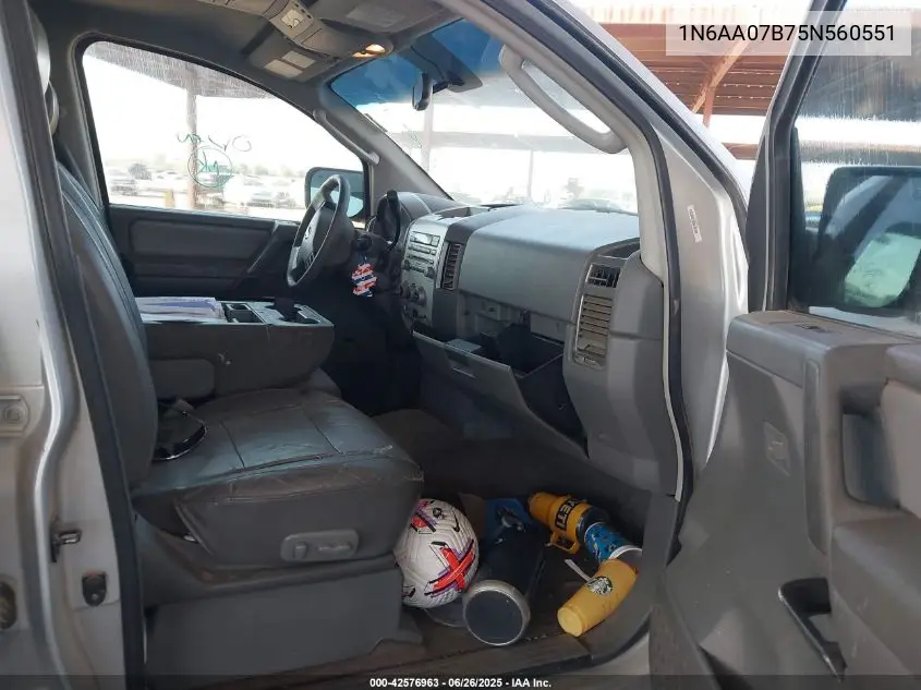 2005 Nissan Titan Le VIN: 1N6AA07B75N560551 Lot: 42576963