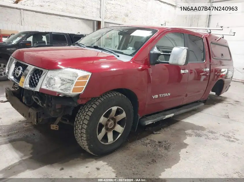 2007 Nissan Titan Le VIN: 1N6AA07B47N240963 Lot: 42250635