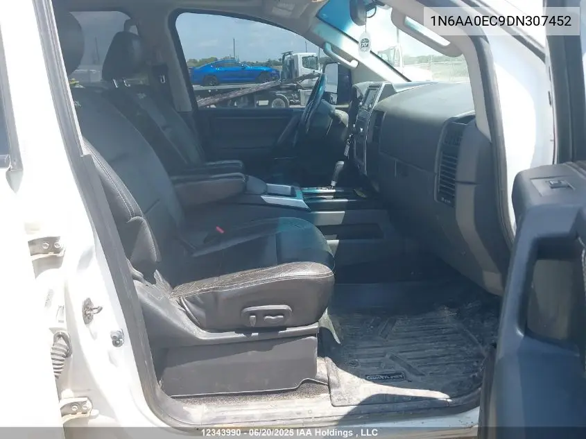 1N6AA0EC9DN307452 2013 Nissan Titan