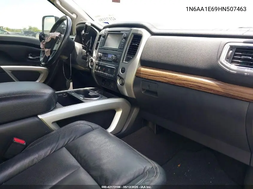 1n6aa1e69hn507463 1N6AA1E69HN507463 2017 Nissan Titan Sl