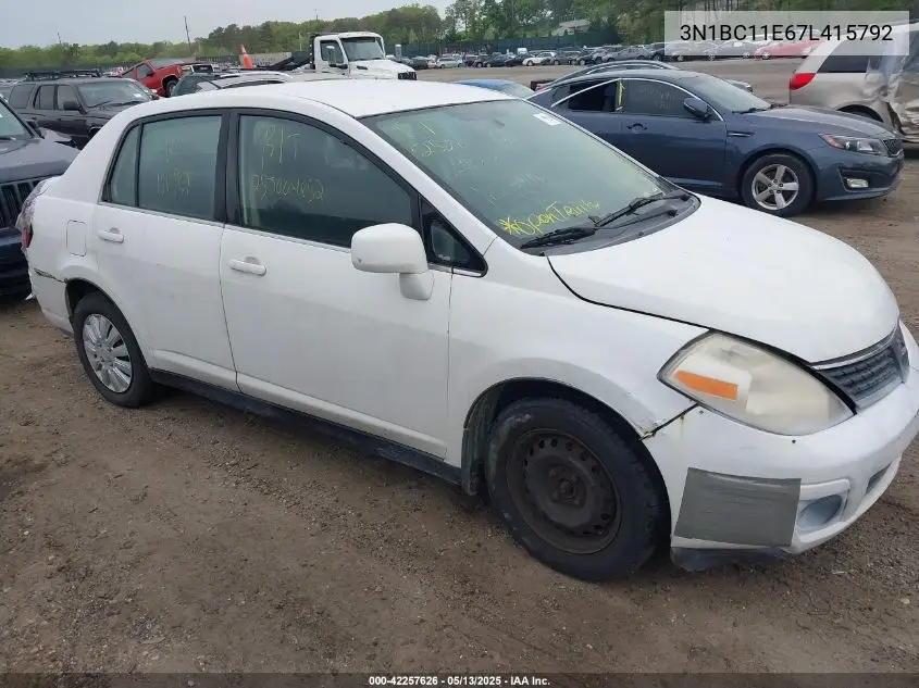 2007 Nissan Versa 1.8S VIN: 3N1BC11E67L415792 Lot: 42257626