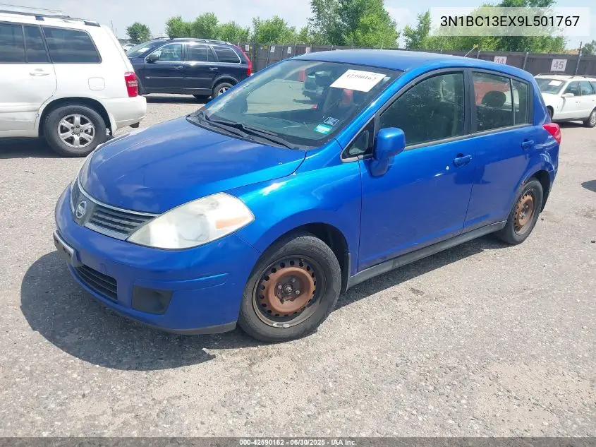2009 Nissan Versa 1.8S VIN: 3N1BC13EX9L501767 Lot: 42590162