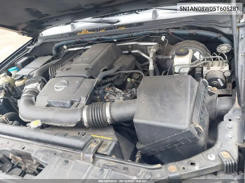 2005 Nissan Xterra Off Road/S/Se VIN: 5N1AN08W05T605281 Lot: 42252333