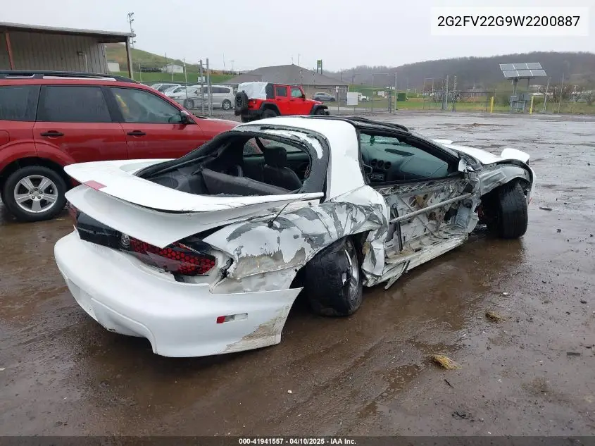 1998 Pontiac Firebird Trans Am VIN: 2G2FV22G9W2200887 Lot: 41941557