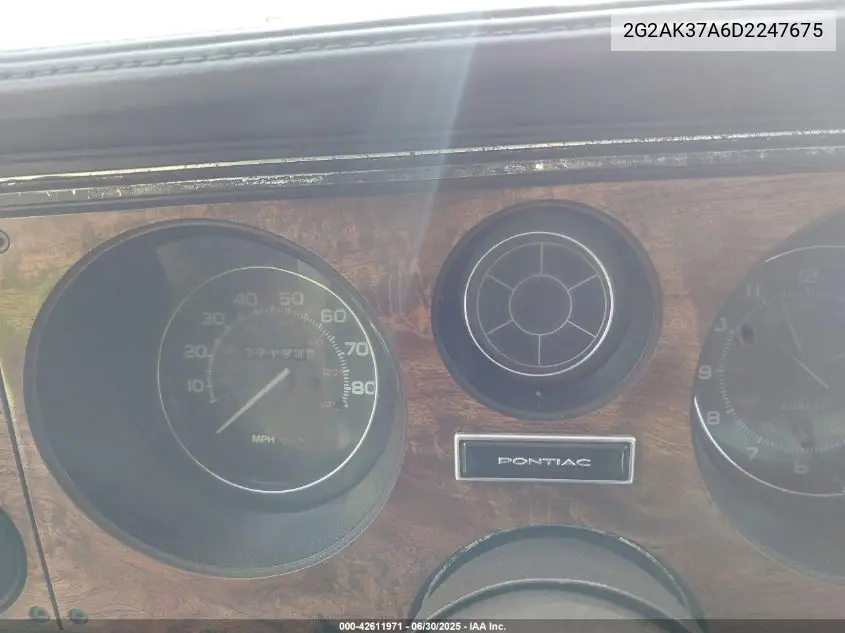 1983 Pontiac Grand Prix Lj VIN: 2G2AK37A6D2247675 Lot: 42611971