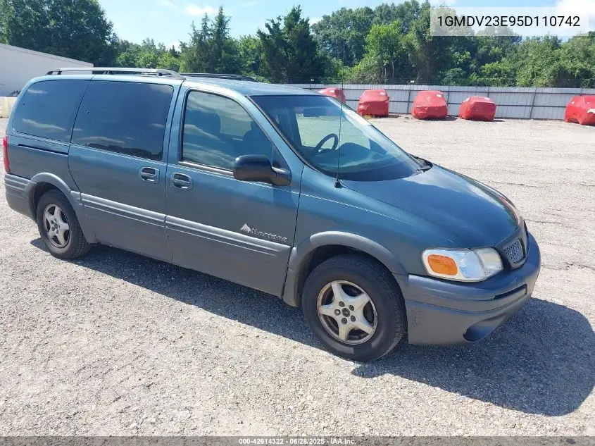 2005 Pontiac Montana M16 W/1Sa Pkg. VIN: 1GMDV23E95D110742 Lot: 42614322