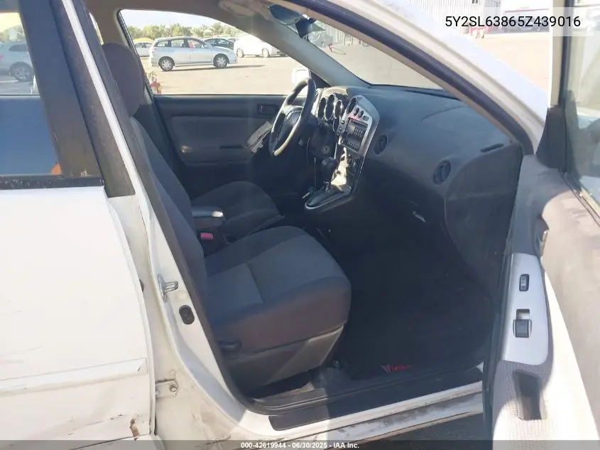2005 Pontiac Vibe VIN: 5Y2SL63865Z439016 Lot: 42619944
