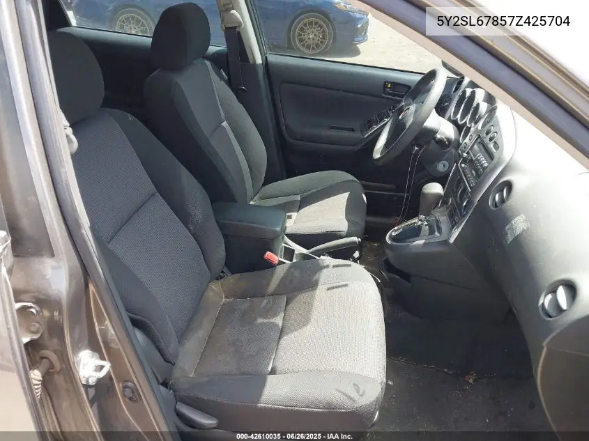 2007 Pontiac Vibe VIN: 5Y2SL67857Z425704 Lot: 42610035