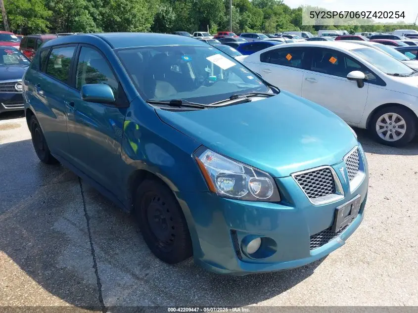 2009 Pontiac Vibe VIN: 5Y2SP67069Z420254 Lot: 42209447
