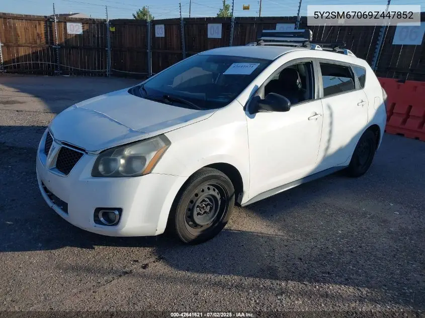 2009 Pontiac Vibe VIN: 5Y2SM67069Z447852 Lot: 42641621