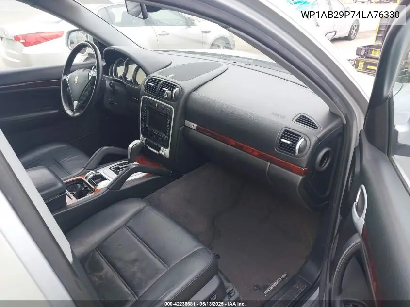 2004 Porsche Cayenne S VIN: WP1AB29P74LA76330 Lot: 42236681