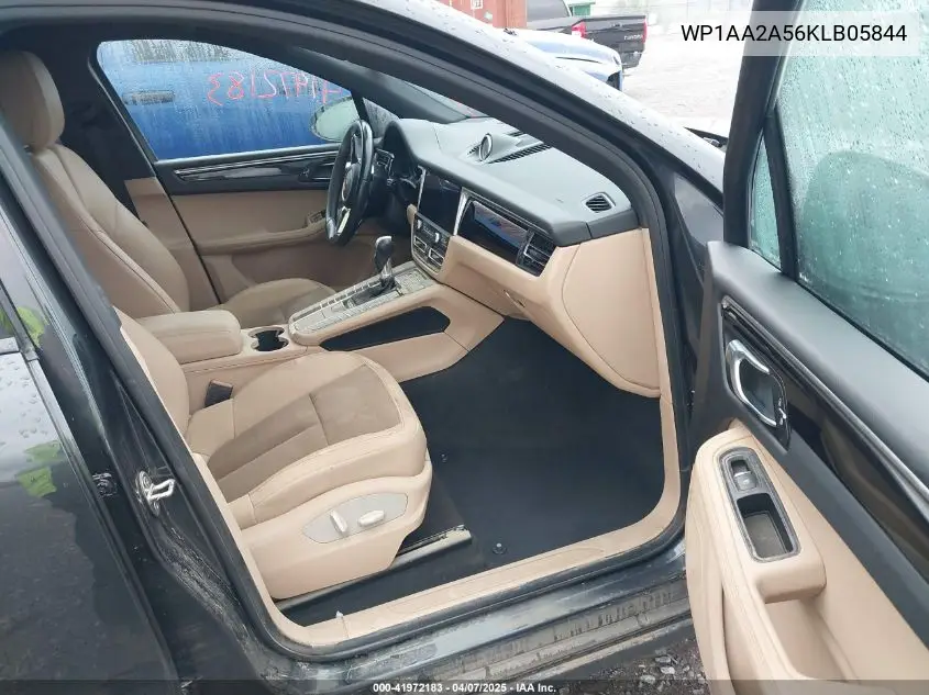 2019 Porsche Macan VIN: WP1AA2A56KLB05844 Lot: 41972183