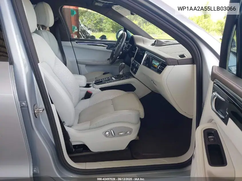 2020 Porsche Macan VIN: WP1AA2A55LLB03066 Lot: 42497026