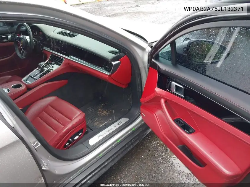 2018 Porsche Panamera 4S VIN: WP0AB2A75JL132371 Lot: 42421109