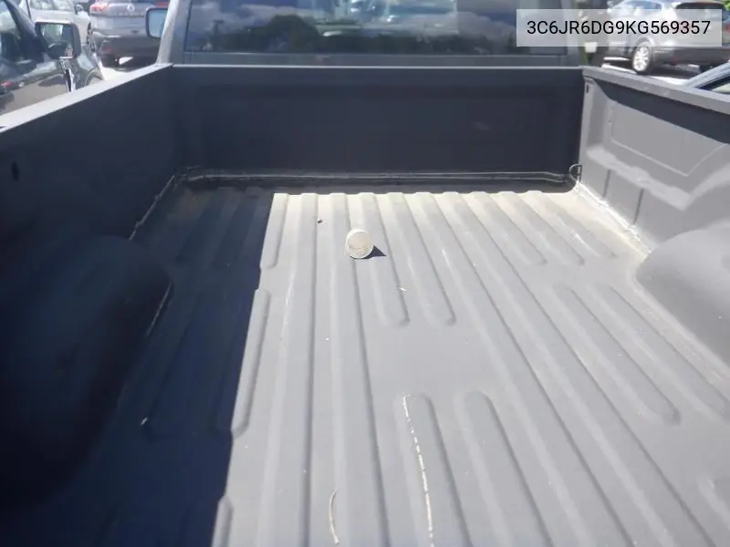 2019 Ram 1500 Classic Tradesman VIN: 3C6JR6DG9KG569357 Lot: 42260206