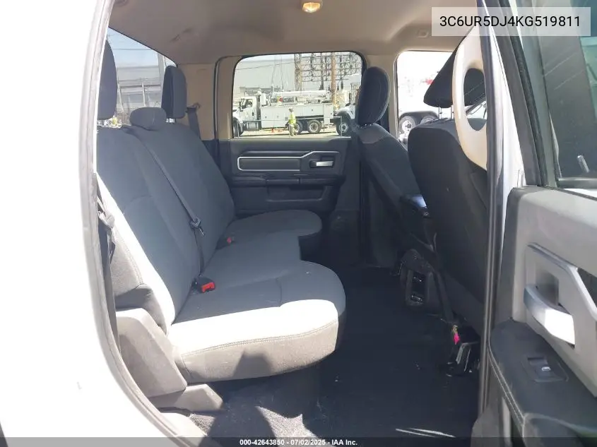2019 Ram 2500 Big Horn 4X4 6'4 Box VIN: 3C6UR5DJ4KG519811 Lot: 42643850