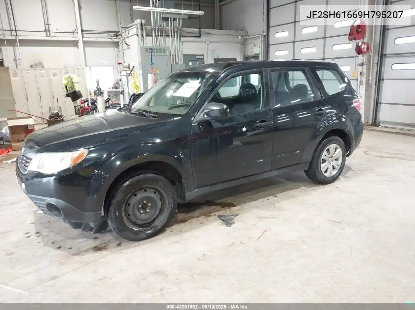 2009 Subaru Forester 2.5X VIN: JF2SH61669H795207 Lot: 42261992