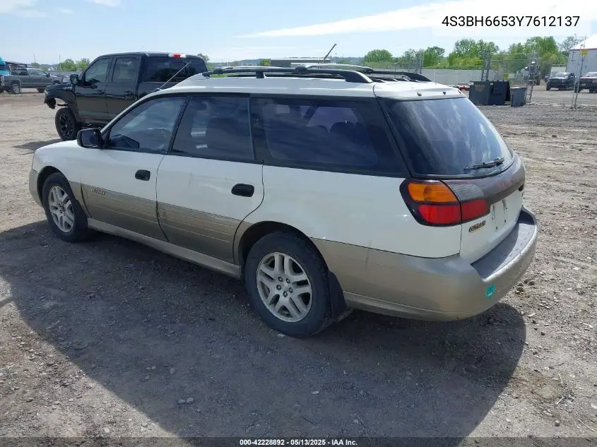 2000 Subaru Outback VIN: 4S3BH6653Y7612137 Lot: 42228892