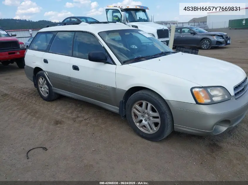 2000 Subaru Outback VIN: 4S3BH6657Y7669831 Lot: 42565330