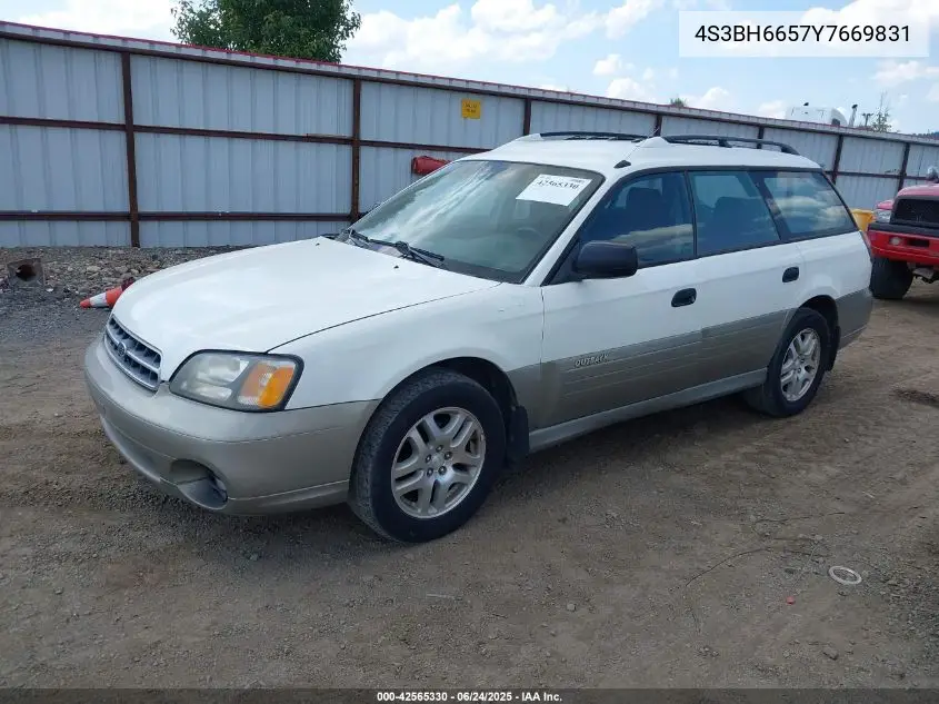 2000 Subaru Outback VIN: 4S3BH6657Y7669831 Lot: 42565330