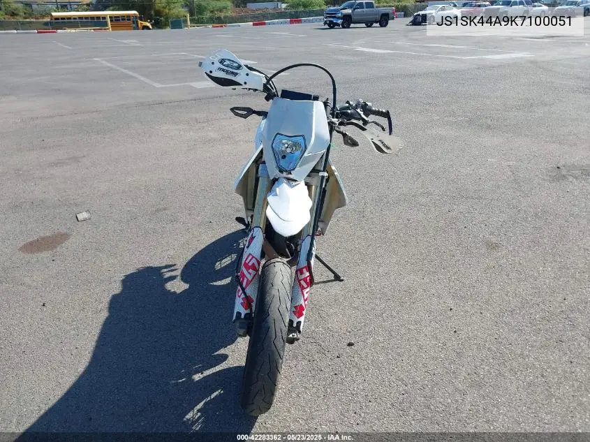 2019 Suzuki Dr-Z400 Sm VIN: JS1SK44A9K7100051 Lot: 42283362
