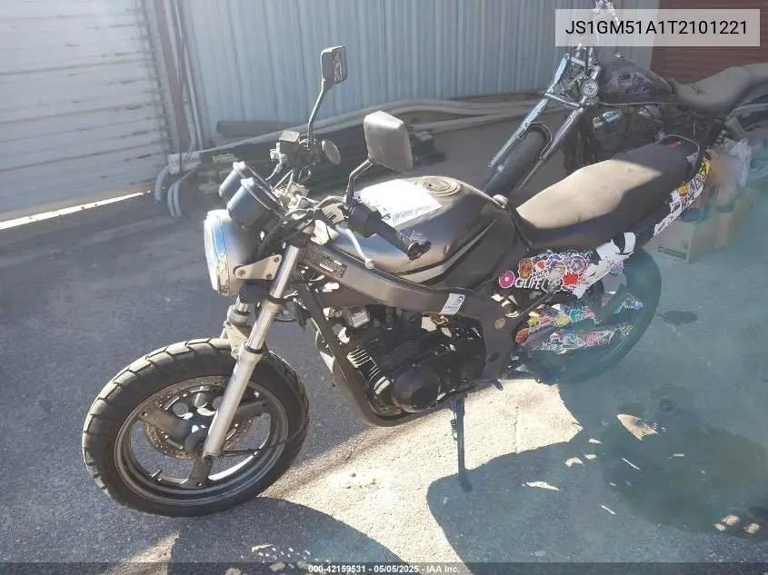 1996 Suzuki Gs500 E VIN: JS1GM51A1T2101221 Lot: 42159531