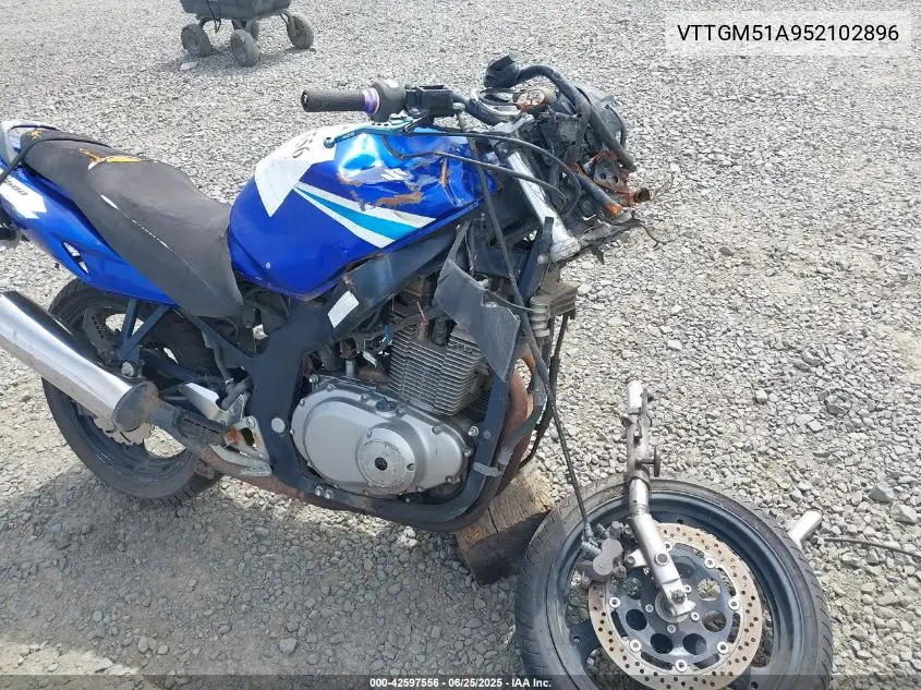 2005 Suzuki Gs500 Fk VIN: VTTGM51A952102896 Lot: 42597556