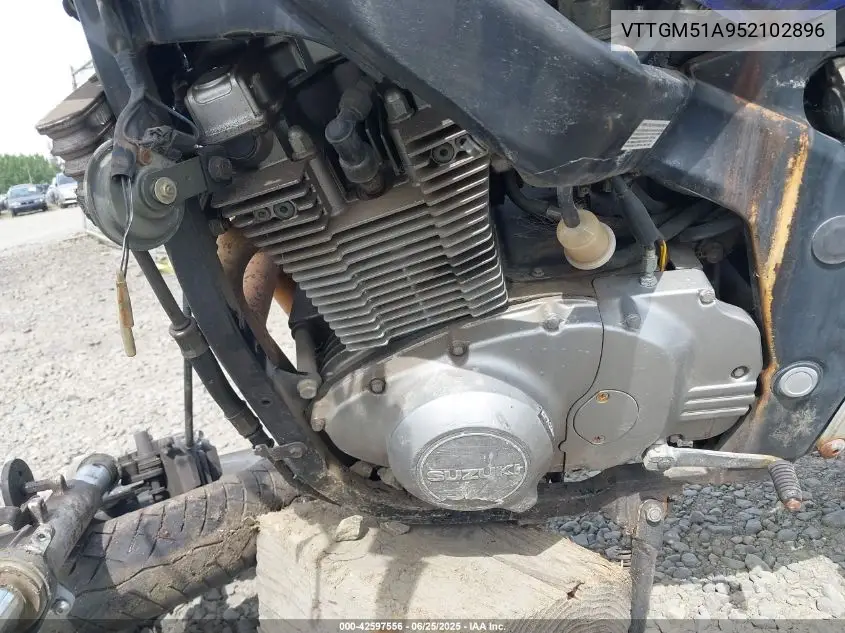 2005 Suzuki Gs500 Fk VIN: VTTGM51A952102896 Lot: 42597556