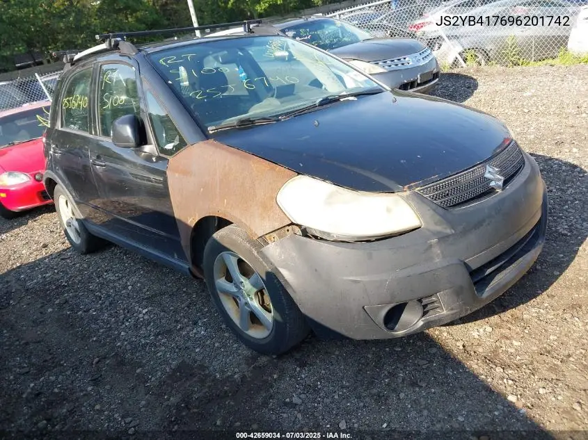 2009 Suzuki Sx4 Touring VIN: JS2YB417696201742 Lot: 42659034