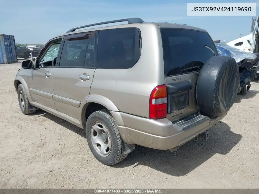 2002 Suzuki Xl-7 Limited/Plus/Standard/Touring VIN: JS3TX92V424119690 Lot: 41877483
