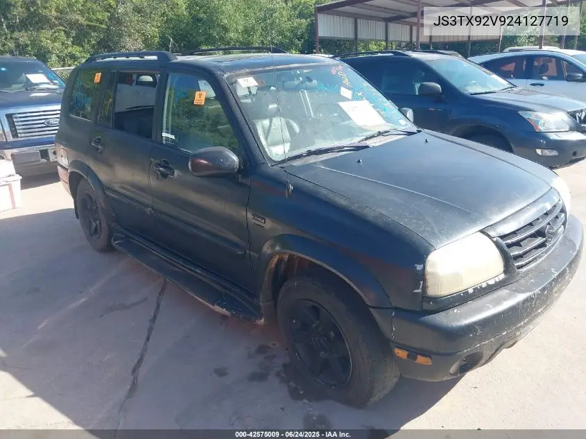 2002 Suzuki Xl-7 Limited/Plus/Standard/Touring VIN: JS3TX92V924127719 Lot: 42575009