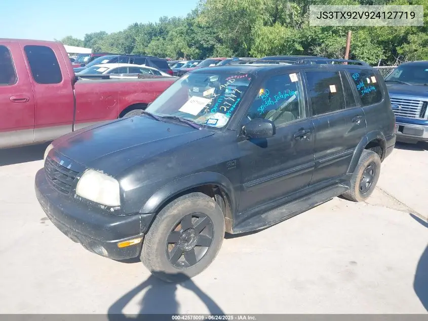 2002 Suzuki Xl-7 Limited/Plus/Standard/Touring VIN: JS3TX92V924127719 Lot: 42575009
