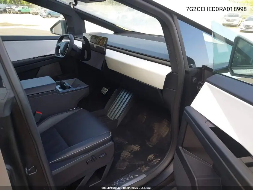 2024 Tesla Cybertruck All-Wheel Drive VIN: 7G2CEHED0RA018998 Lot: 42168842