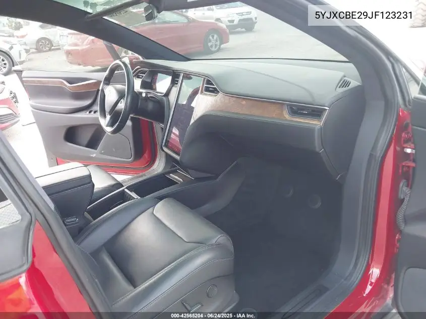 2018 Tesla Model X 100D/75D/P100D VIN: 5YJXCBE29JF123231 Lot: 42565204