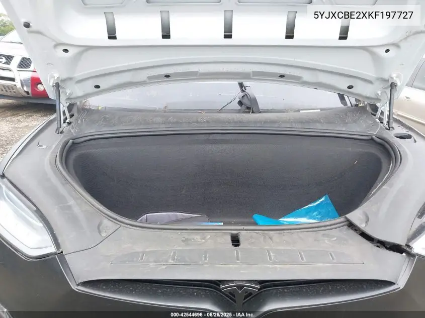 2019 Tesla Model X 100D/75D/Long Range VIN: 5YJXCBE2XKF197727 Lot: 42544696