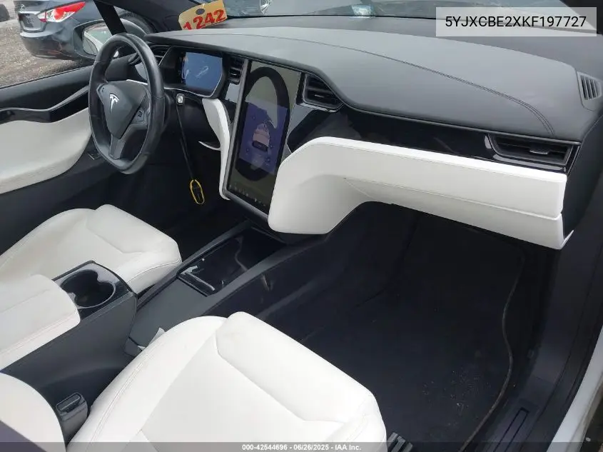 2019 Tesla Model X 100D/75D/Long Range VIN: 5YJXCBE2XKF197727 Lot: 42544696