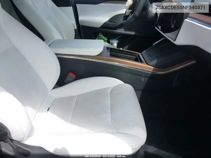 2022 Tesla Model X Dual Motor All-Wheel Drive/Plaid Tri Motor All-Wheel Drive VIN: 7SAXCDE55NF340371 Lot: 42029036