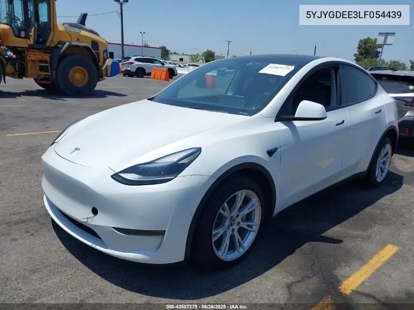 2020 Tesla Model Y Long Range Dual Motor All-Wheel Drive VIN: 5YJYGDEE3LF054439 Lot: 42587279