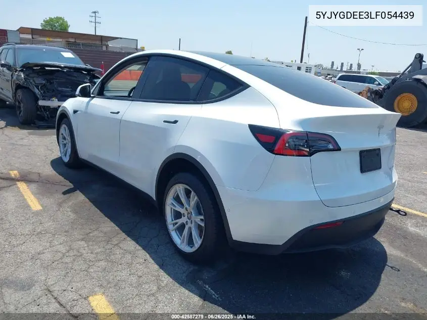 2020 Tesla Model Y Long Range Dual Motor All-Wheel Drive VIN: 5YJYGDEE3LF054439 Lot: 42587279