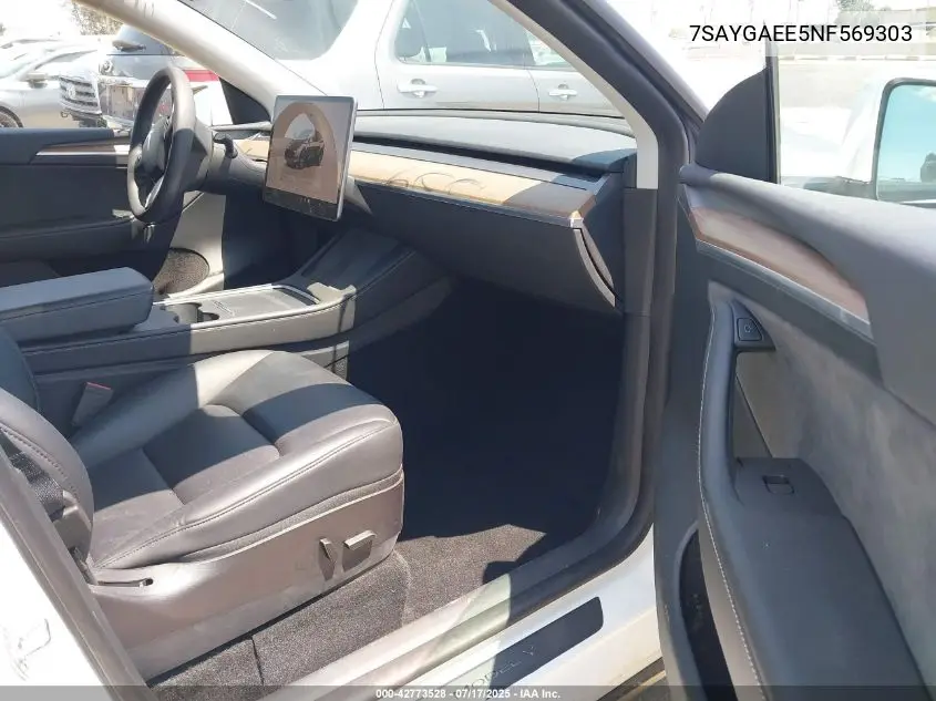 2022 Tesla Model Y Long Range Dual Motor All-Wheel Drive VIN: 7SAYGAEE5NF569303 Lot: 42773528