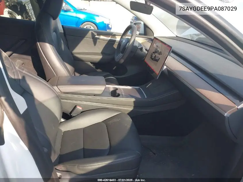2023 Tesla Model Y Awd/Long Range Dual Motor All-Wheel Drive VIN: 7SAYGDEE9PA087029 Lot: 42616403