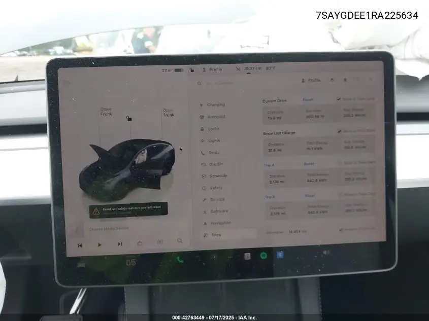 2024 Tesla Model Y Long Range Dual Motor All-Wheel Drive VIN: 7SAYGDEE1RA225634 Lot: 42763449