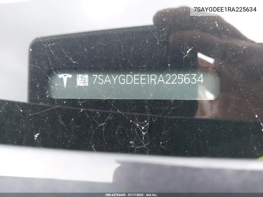 2024 Tesla Model Y Long Range Dual Motor All-Wheel Drive VIN: 7SAYGDEE1RA225634 Lot: 42763449