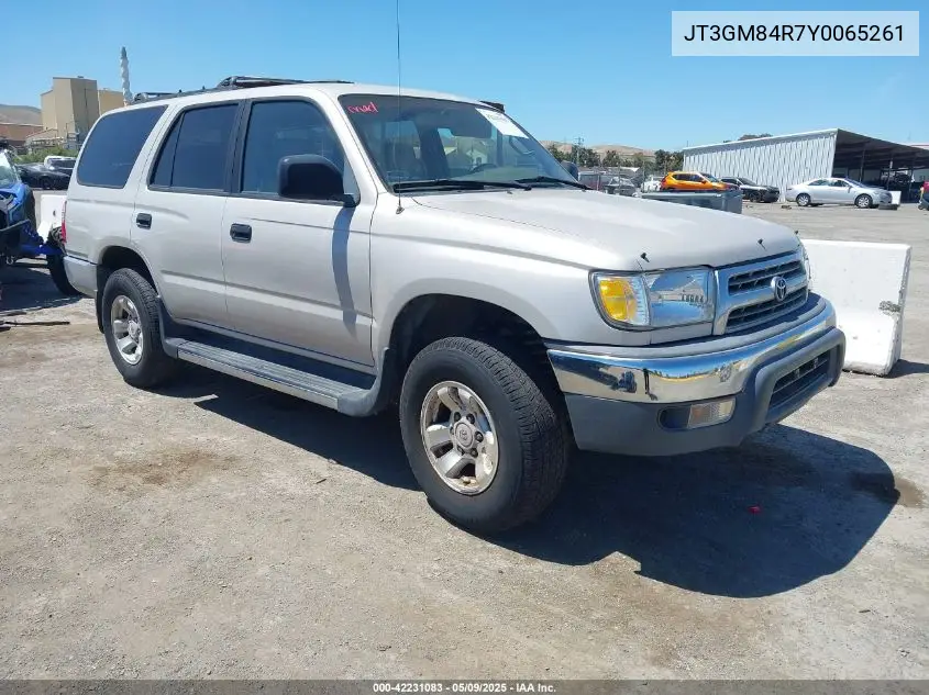 2000 Toyota 4Runner VIN: JT3GM84R7Y0065261 Lot: 42231083