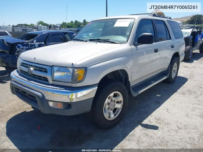 2000 Toyota 4Runner VIN: JT3GM84R7Y0065261 Lot: 42231083