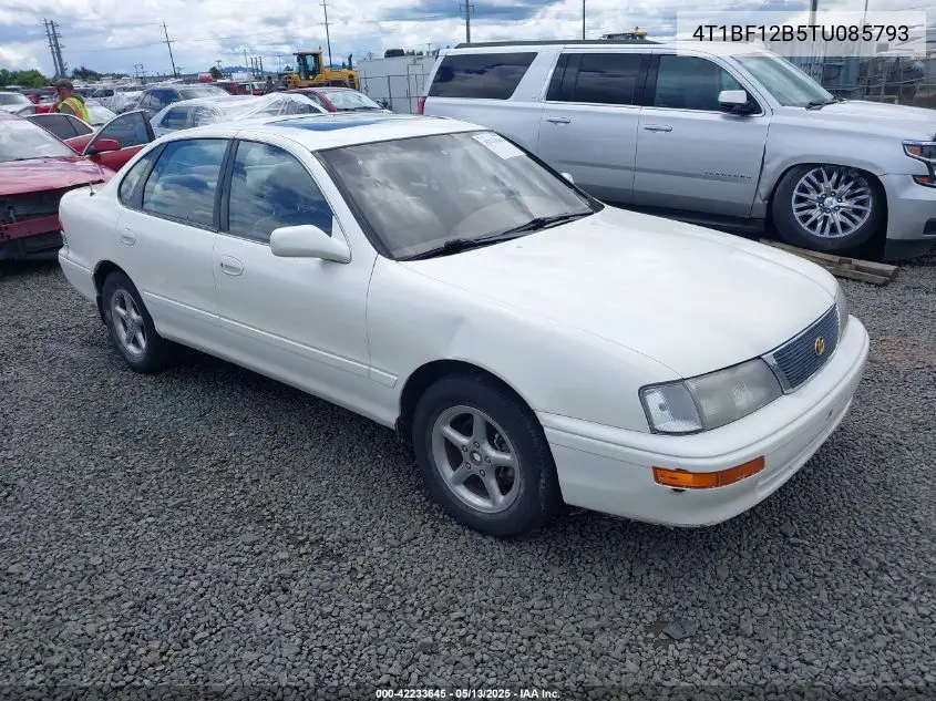 1996 Toyota Avalon Xl/Xls VIN: 4T1BF12B5TU085793 Lot: 42233645