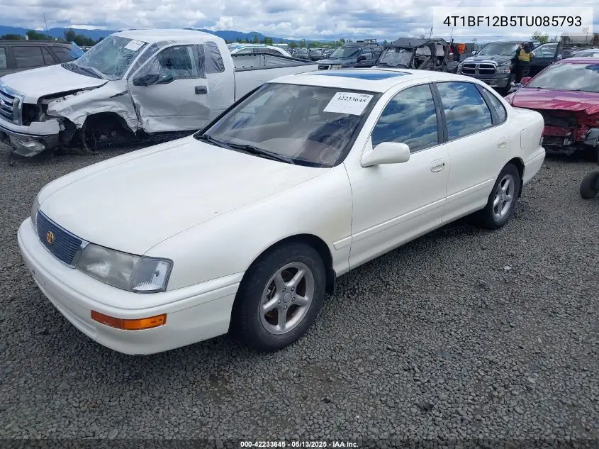 1996 Toyota Avalon Xl/Xls VIN: 4T1BF12B5TU085793 Lot: 42233645